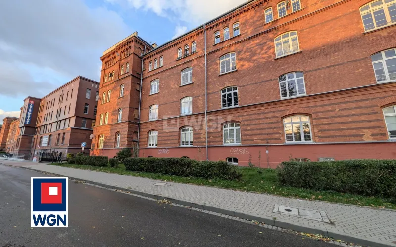 Mieszkanie na  wynajem Kołobrzeg - Blisko centrum miasta, szpitala i przychodni. 2 piętro.