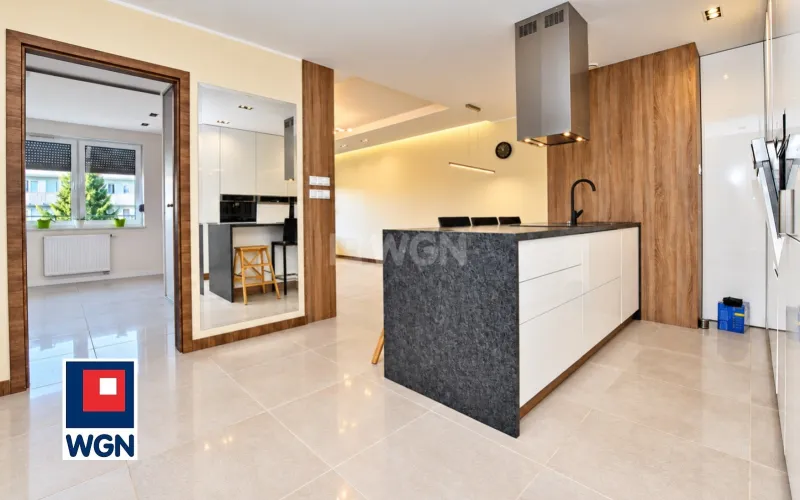 Mieszkanie na  wynajem Inowrocław - Solankowa Aleja - 3 Pokojowy Apartament blisko 70m2 w bloku z Windą,  - Miejscem w Hali garażowej i komórką lokatorską w Najlepszej Lokalizacji Inowrocławia 150 metrów od Parku Solankowego