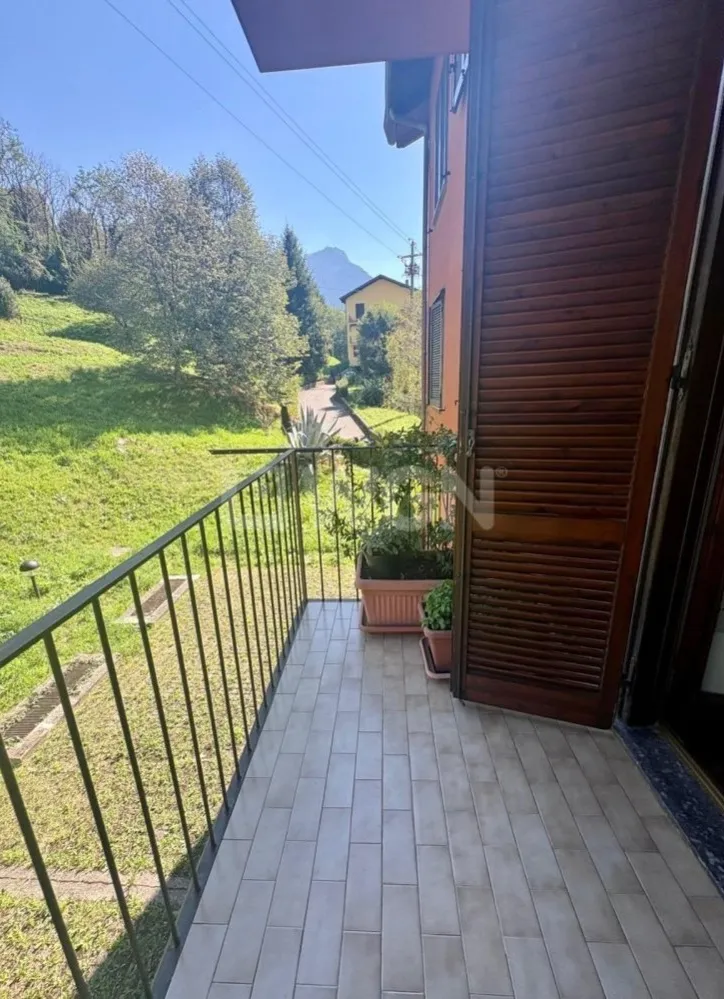 Mieszkanie na  sprzedaż LECCO - Apartament w widokiem na Como